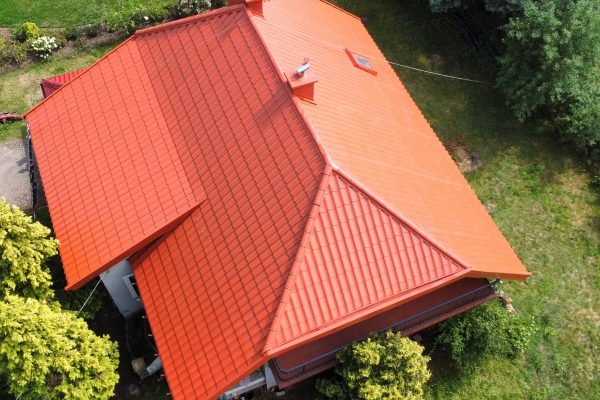 Malowanie dachu z blachodachówki Lutomiersk